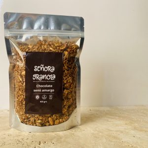 Granola artesanal con chispas de chocolate semi amargo